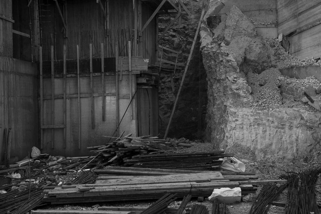 זיו שר, מה נקרא לבנות, הדפס דיו ארכיבי, 2024