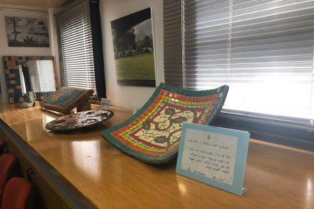 תצוגה-בחדר-ישיבות,-עבודות-של-טלי-קרן-מתערוכה-ב-2018